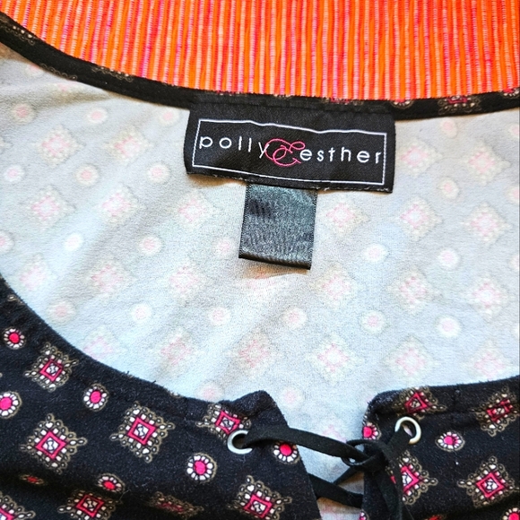 Polly & Esther Retro Crop Top - Picture 5 of 5